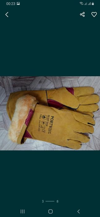 Продаю ботинки и спец.