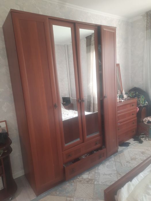 Срочно продам харошыи состаянын