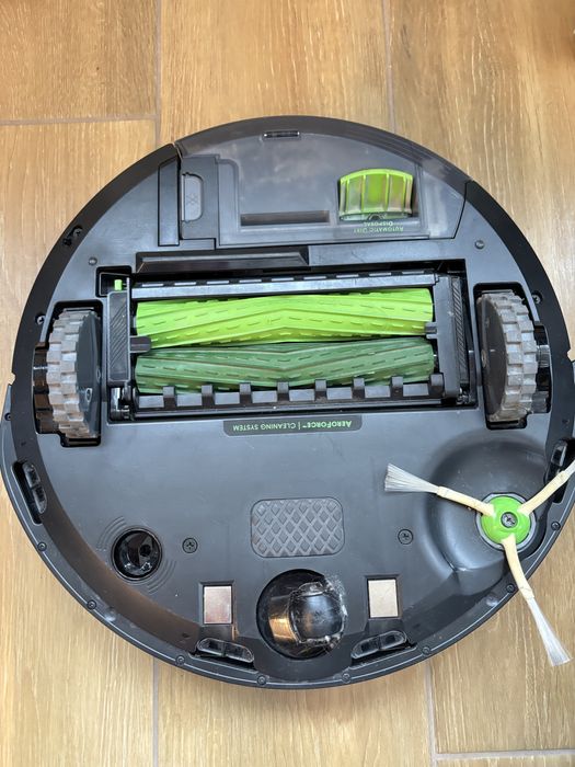 Прахосмукачка робот iRobot Roomba i3+