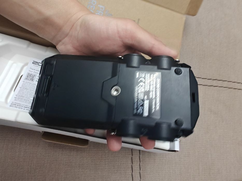 Zoom h6 essential аудиорекордер