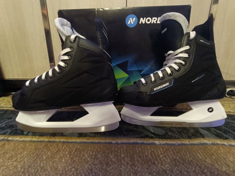 Коньки NORDWAY  ndw300