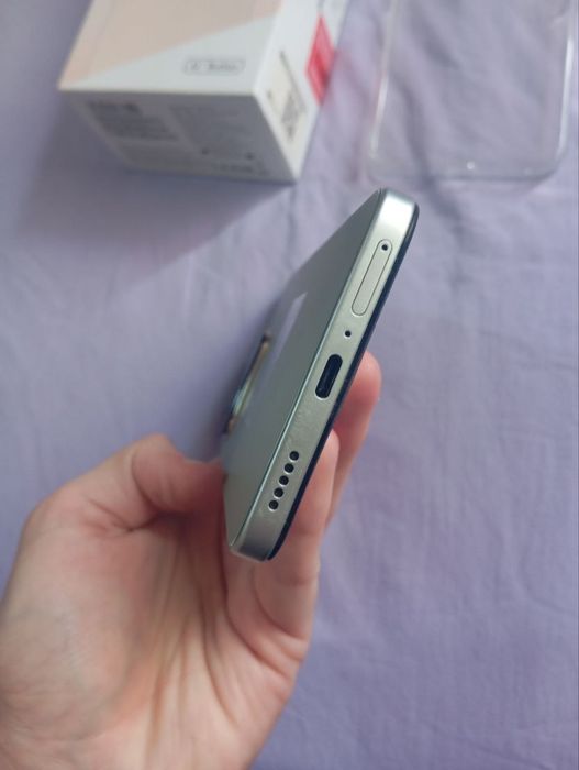 Продаётся телефон Honor x7d 6/128