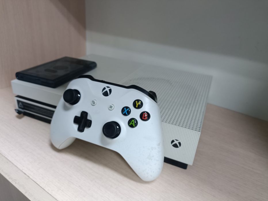 Xbox One S  "Алматы"