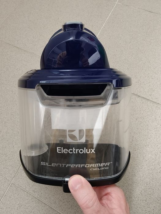 Прахосмукачка без торба Elecrolux