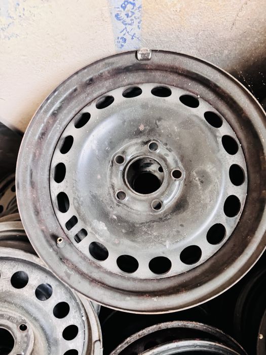 Железни джанти обикновенни джанти