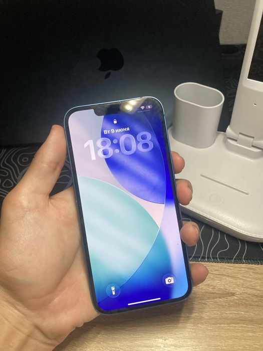 Продам iphone 13