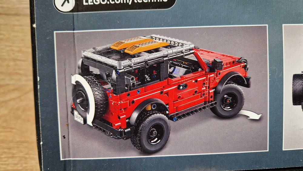 LEGO Technic 42213 Ford Bronco SUV (НОВЫЙ)