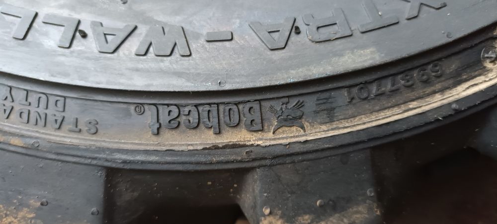 Cauciucuri anvelope bobcat miniincarcator brand bobcat