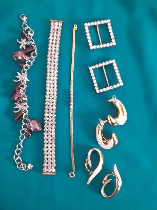 Bijuterii dama - lantisoare, bratari, pandative, brose, cercei