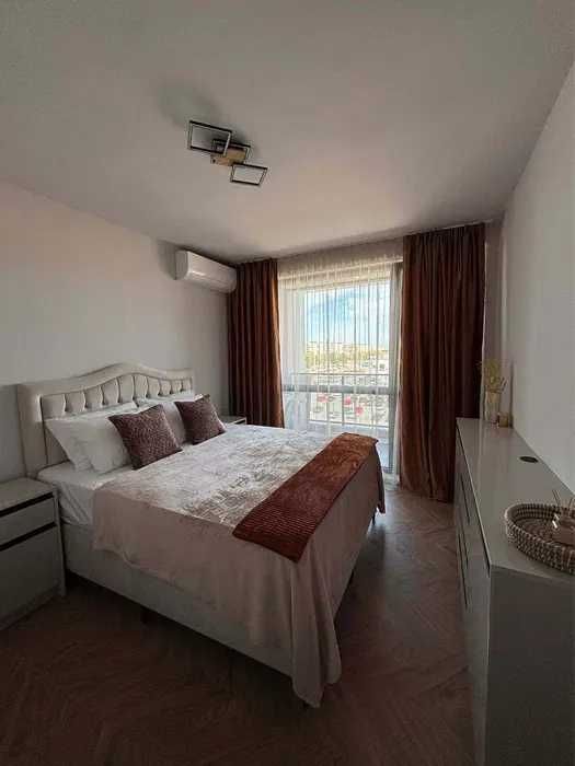 Продава се Тристаен апартамент в Пловдив, Тракия - 100 кв.м за 969 €/кв.м - Снимка #1