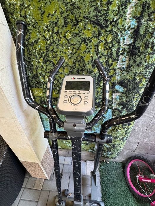 Эллиптический тренажёр. Эллипс