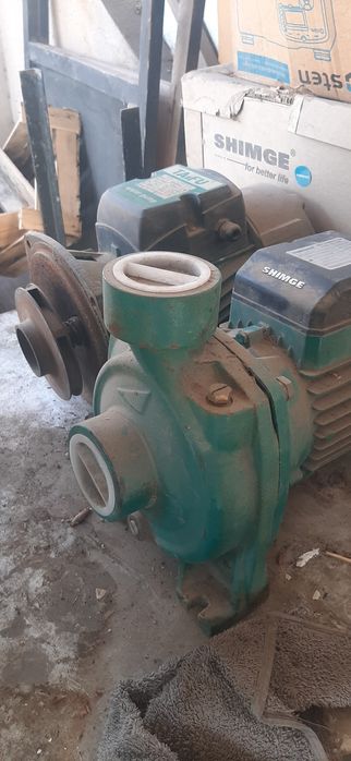 Насосы для воды 2 шт