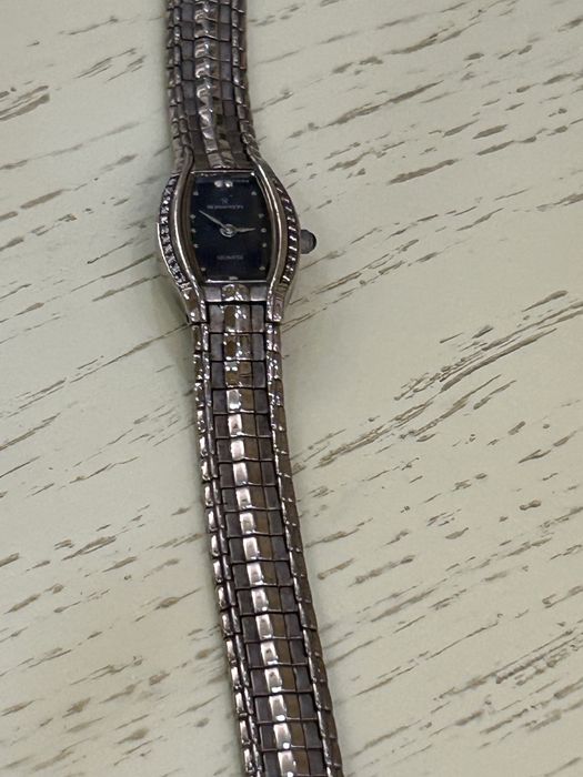 Продам женские часы ROMANSON, б/у рабочие