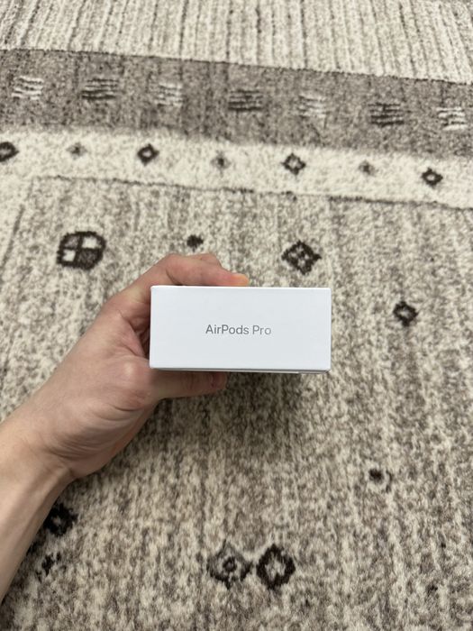 Airpods 2 про с шумоподавлением