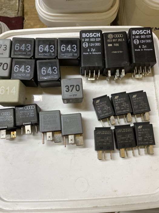 Реле Релета Ауди Сеат Vw skoda 373 Ауди Audi 643 370