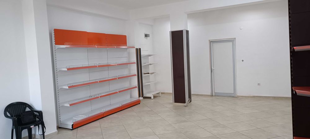 Дава се под наем Магазин в Кърджали, Възрожденци - 65 кв.м за 153 € - Снимка #4