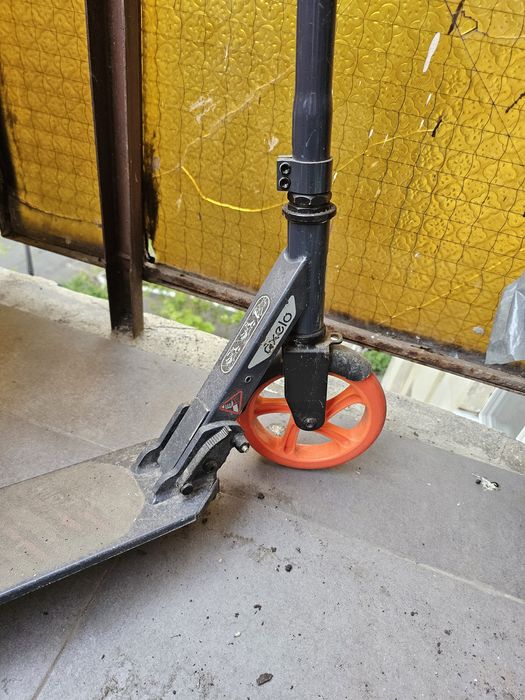 Trotinete MID 7 decathlon si una de scheme