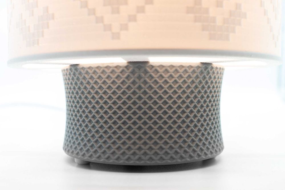 Lampa moderna, printata 3D, model traditional romanesc – Design unic