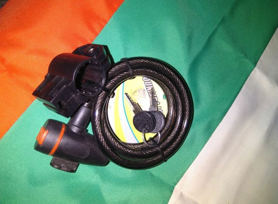 Чанта, стойка, въже (катинар) за велосипедисти