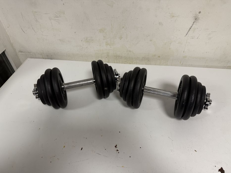 Gantere reglabile set 30 kg. 15+15=30 kg. Noi de fier