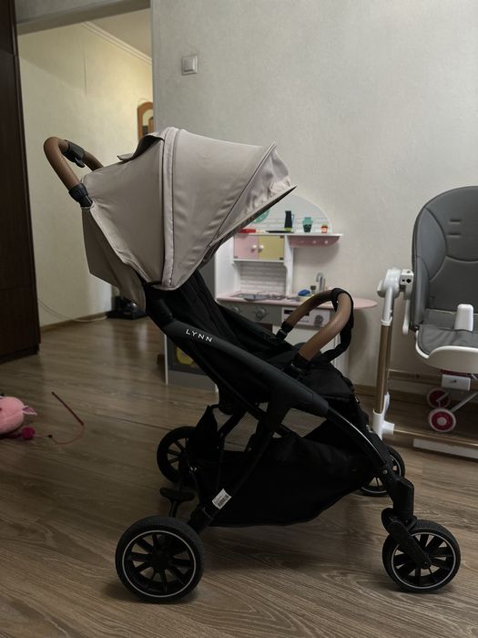 Детская коляска Happy Baby