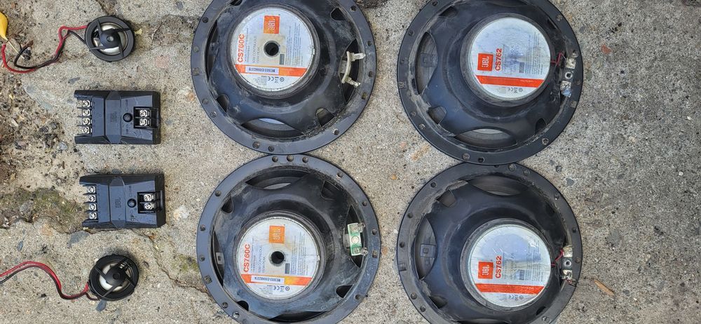 Продам динамики Jbl комплектом