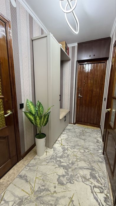 Kvartira qizlarga