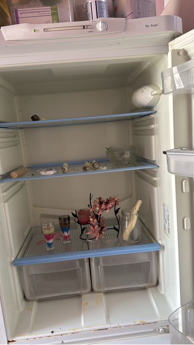 продам холодильник на запчасти