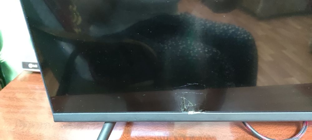 Продам  телевизор Hisense LED 40A4BG на запчасти.