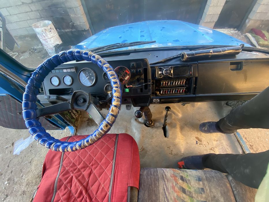 Газ писият три 1990 жылғы