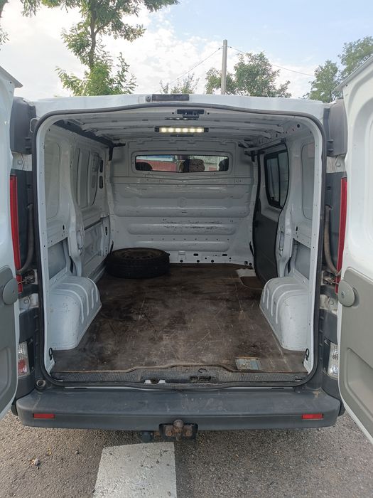 Vând Opel Vivaro 2012