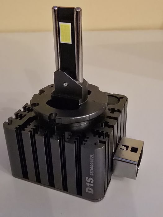 LED заместител на ксенон -D1S.D3S