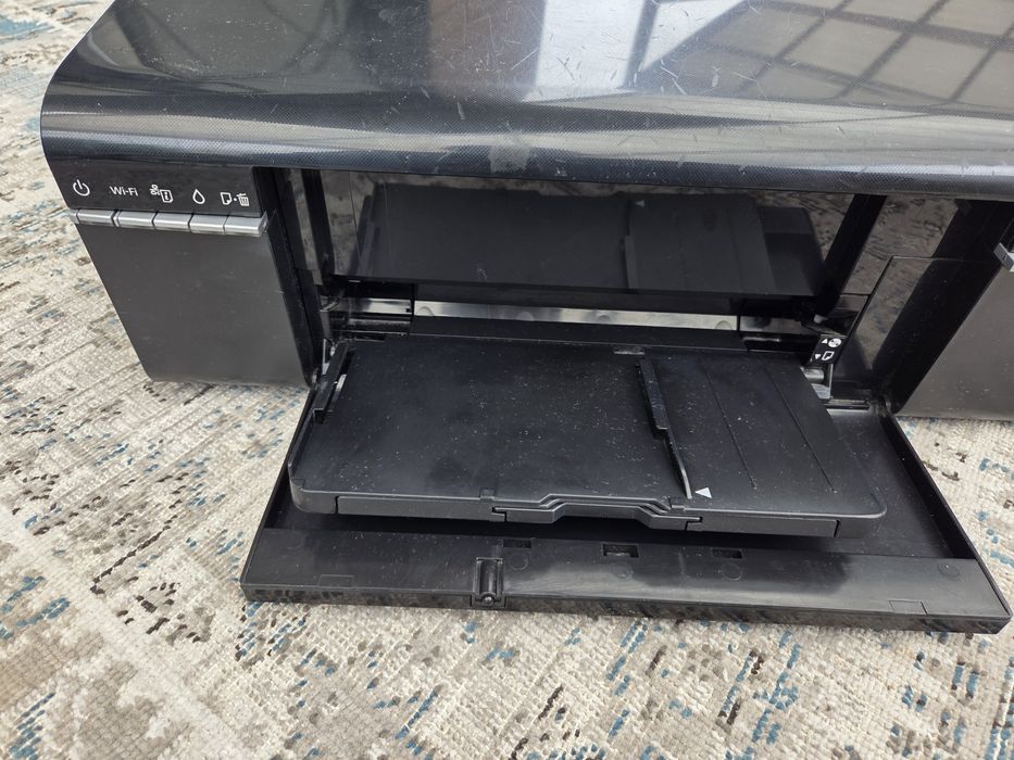 Принтер Epson L805 цветной.