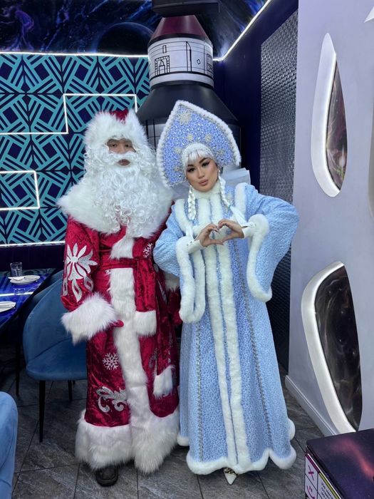 Дед Мороз и Сненурочка