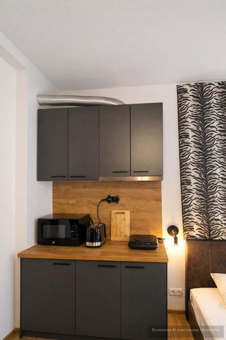 Дава се под наем Едностаен апартамент в Варна, Център - 20 кв.м за 350 € - Снимка #3