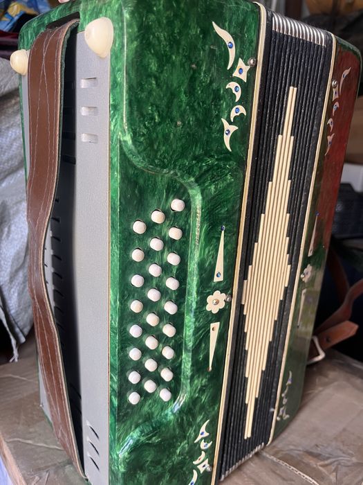 Классический баян