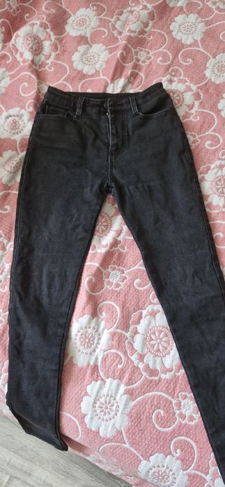 Джинсы отдам за шоколадку