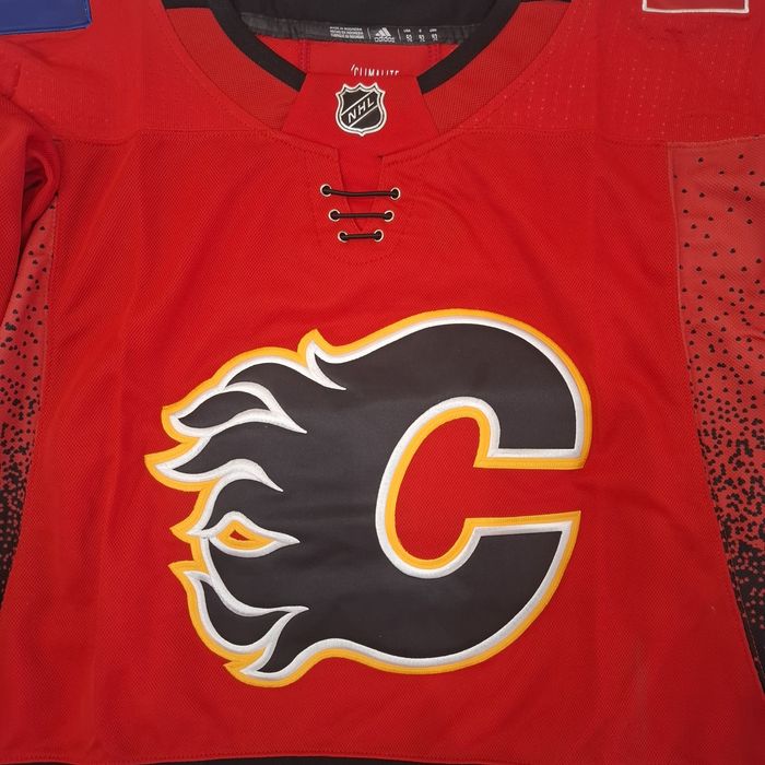 ! НАМАЛЕНИЕ ! ADIDAS NHL Calgary Flames фланелка НОВА