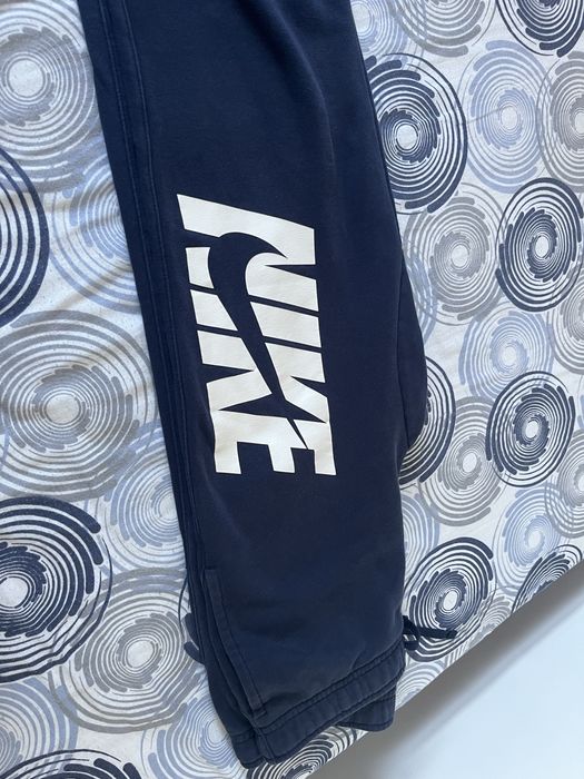Vand pantaloni nike