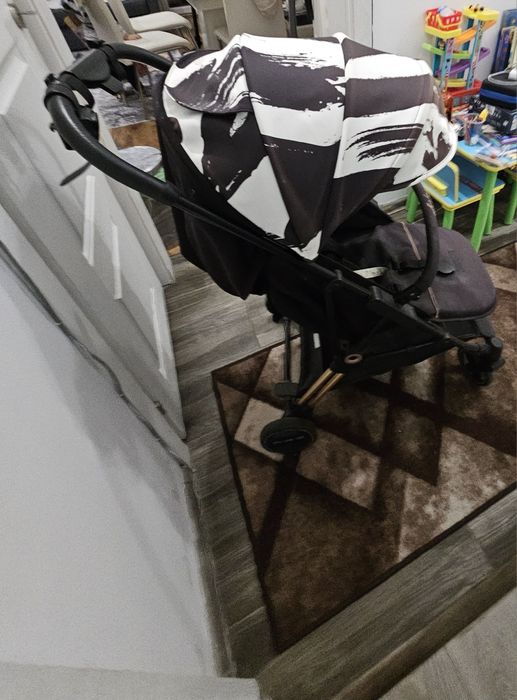 Детска количка - Chipolino MOVE ON - Лятна количка 6кг.