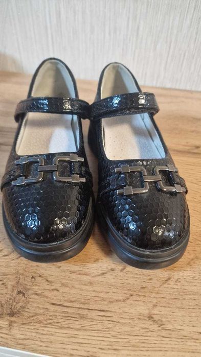 Туфли школьные для девочки