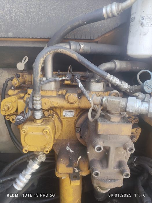 Pompa hidraulica Caterpillar 323 an 2012