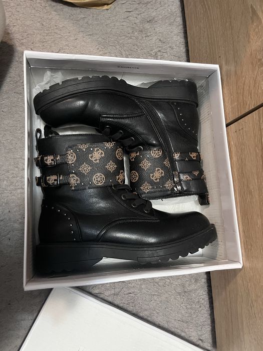 Дамски боти Guess