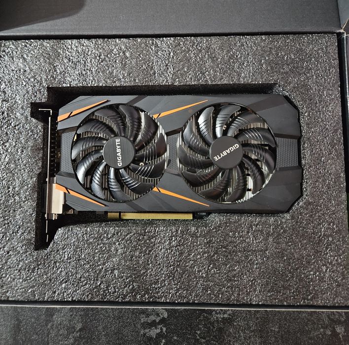 Видеокарта Gigabyte GTX 1060 3Gb идеал!