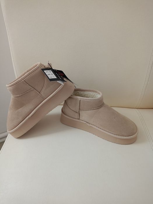 Vând ghete/botine dama, produs de calitate superioara mărimea 39.