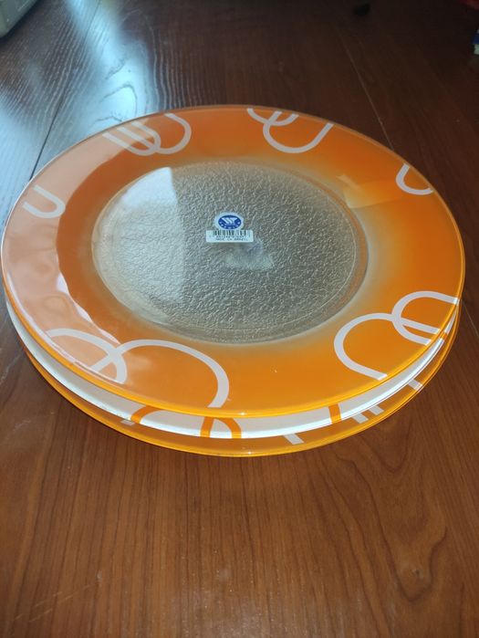 Тарелки ( 3 штуки )