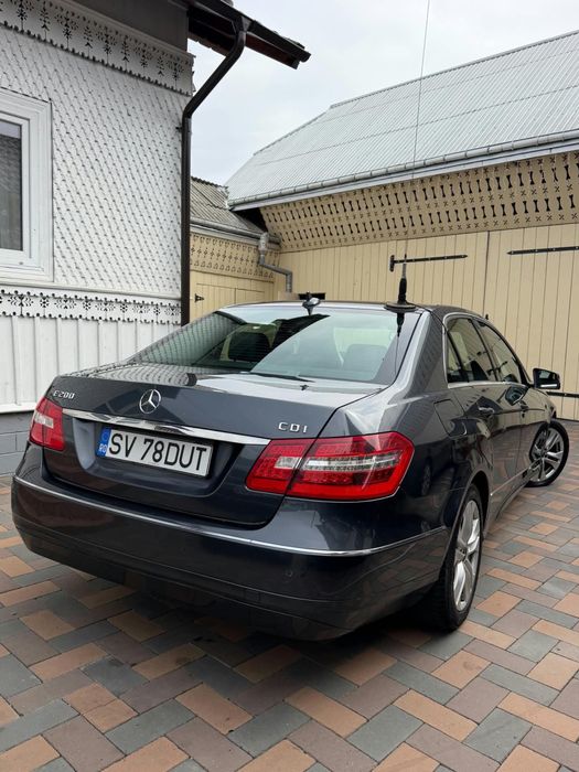 MERCEDES-BENZ E-Class 2011 — imagine 4