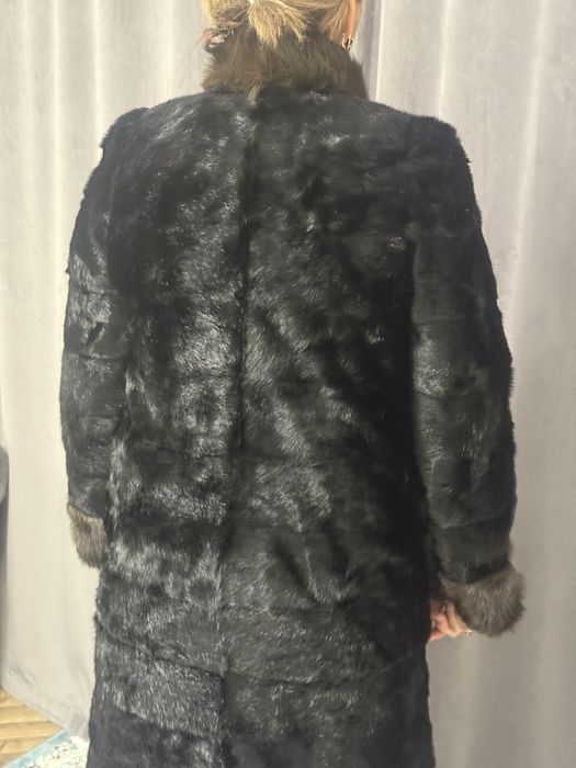 Шуба норковая продам