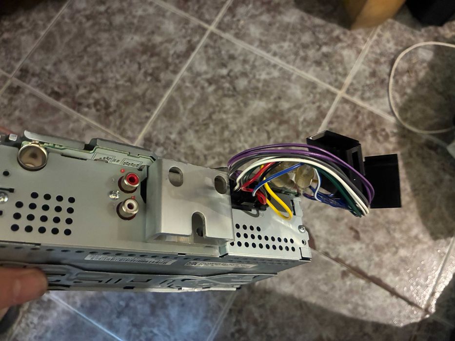 Авторесийвър Pioneer MVH-181UB 4 x 50W, USB / AUX / FLAC
