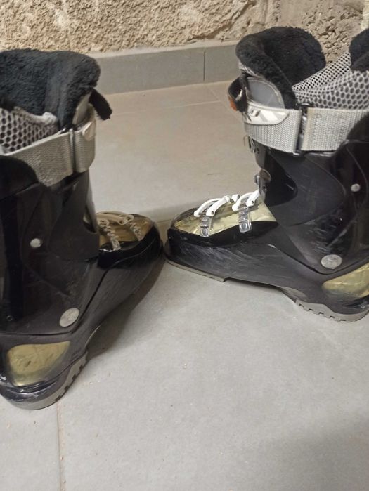 Ски обувки Rossignol